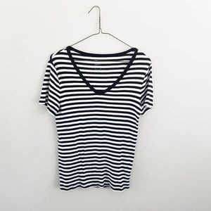 Gap The Modern Tee Black Stripe